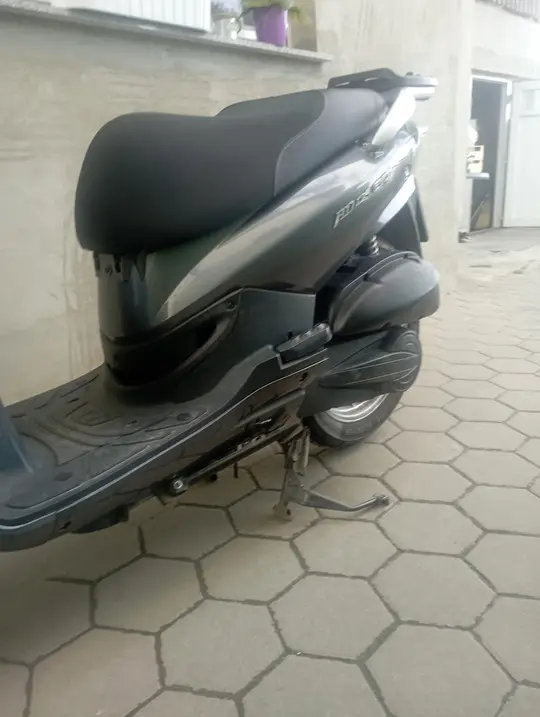Sym HD 125