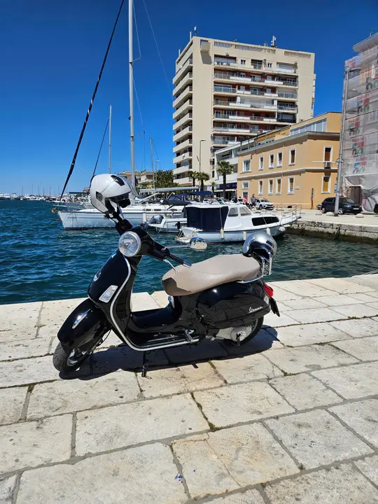 Piaggio Vespa