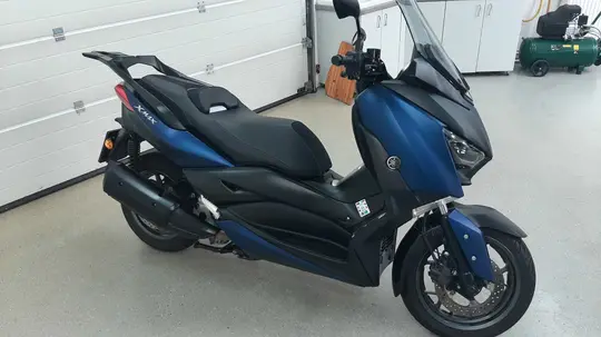 Yamaha X MAX 300