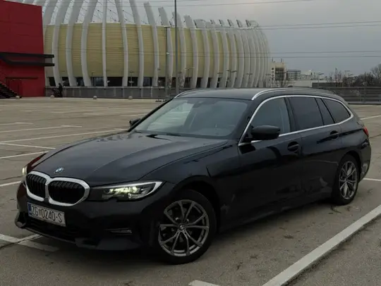 BMW 320