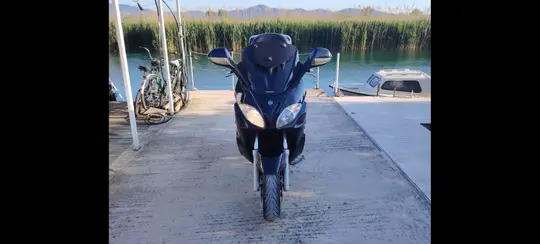 Piaggio X9