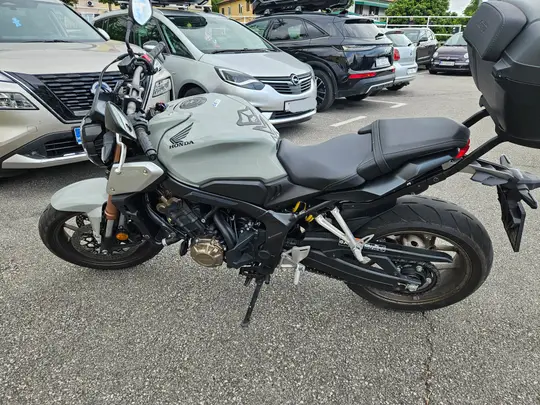 Honda CB650R