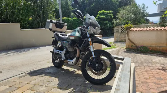 Moto Guzzi V85 TT