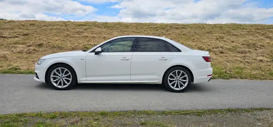 Audi 200