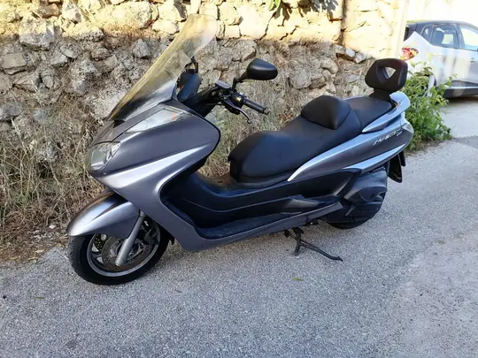 Yamaha Majesty 400