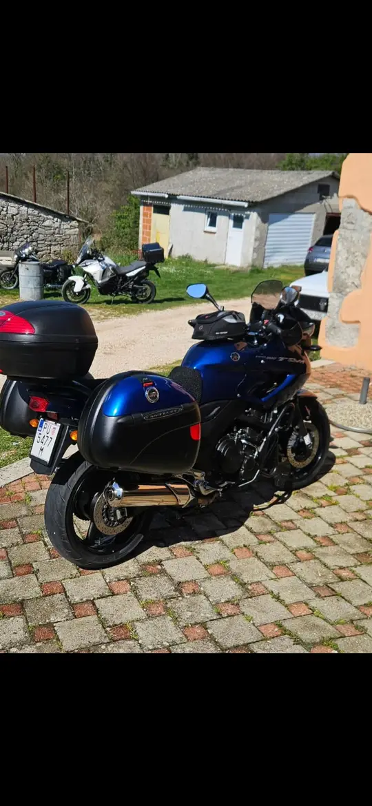 Yamaha XSR900