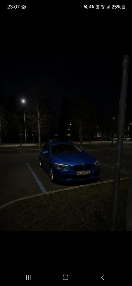BMW 120