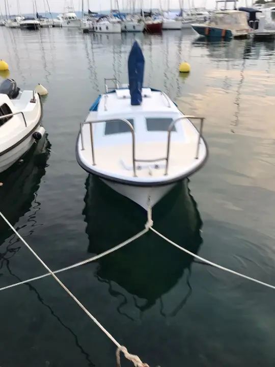 Prodajem Barku