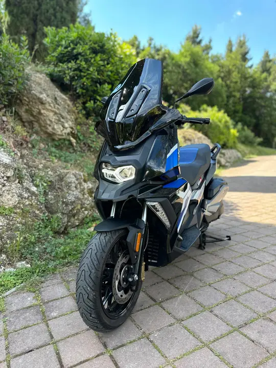 BMW C400X