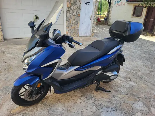 Honda Forza
