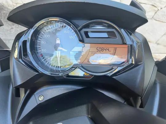 BMW C650GT