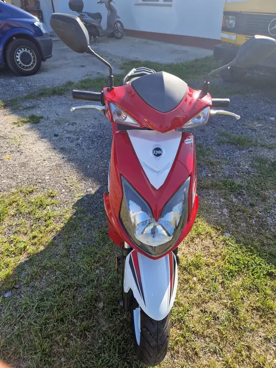 Sym Jet