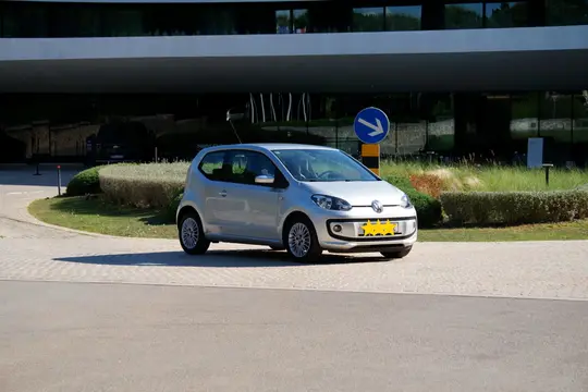 Volkswagen up!