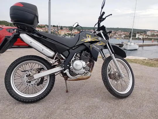Yamaha YZF-R125