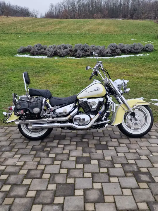Suzuki VL 1500