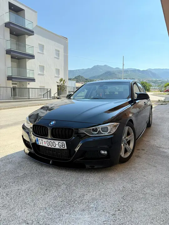 BMW 320