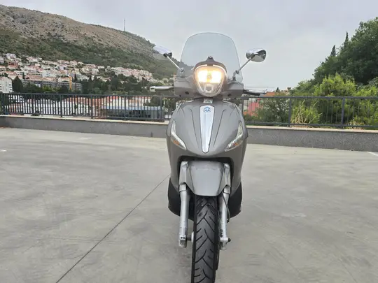 Piaggio Beverly