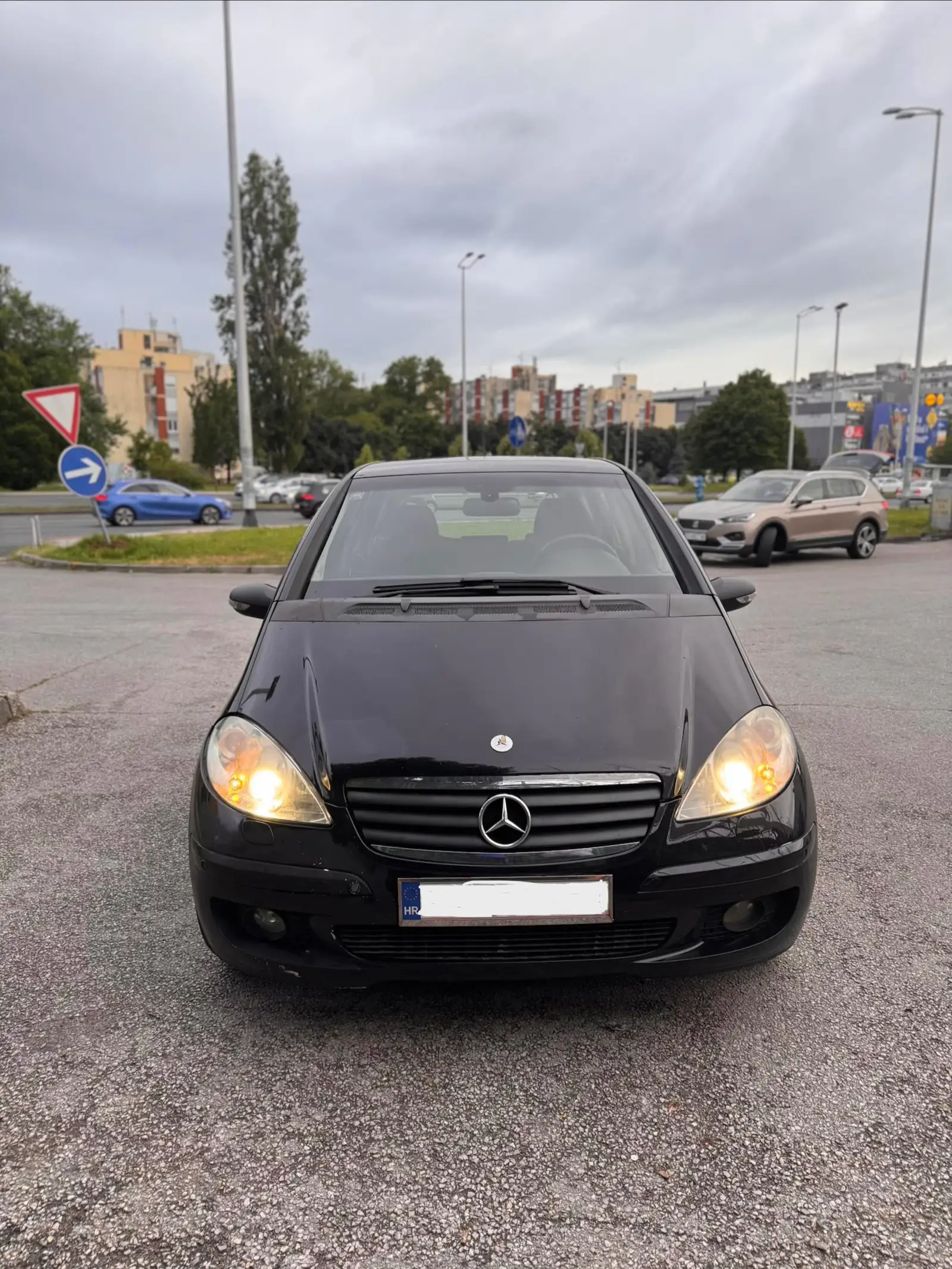 Mercedes-Benz A 180