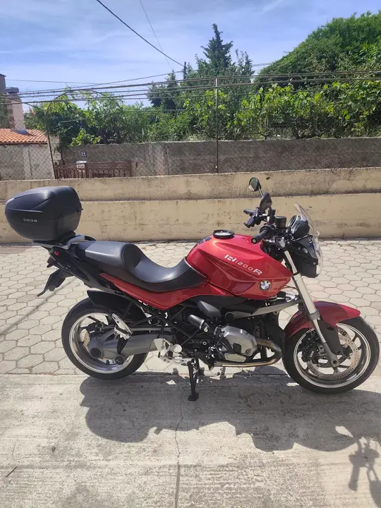 BMW R1200R