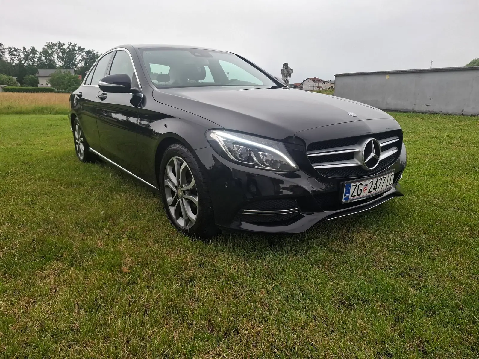 Mercedes-Benz C 180