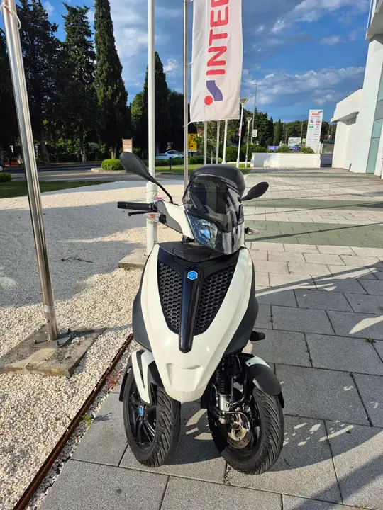 Piaggio MP3