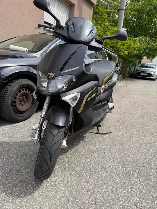 Gilera Runner