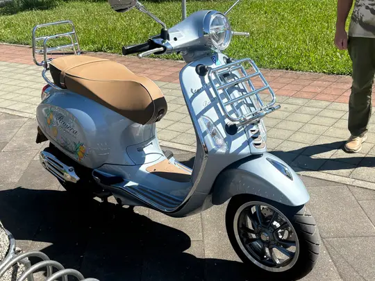 Piaggio Vespa
