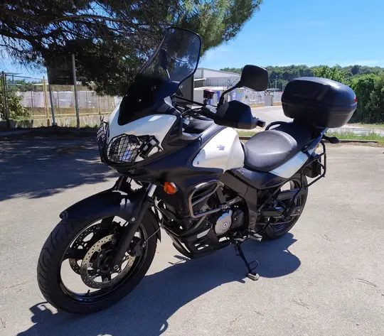 Suzuki V-Strom 650