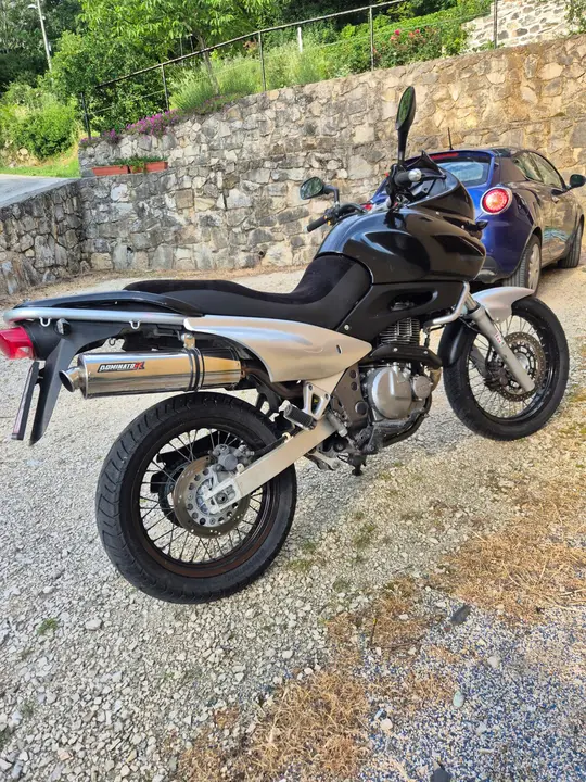 Suzuki GSX-S650