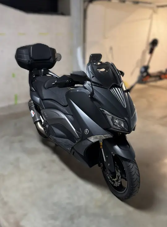 Yamaha Tmax SX