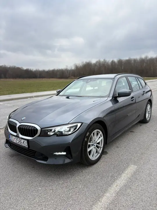 BMW 320