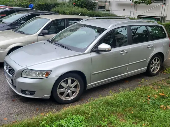 Volvo V50