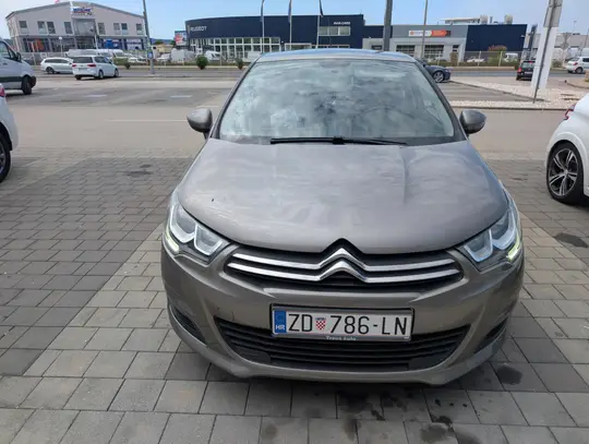 Citroën C4