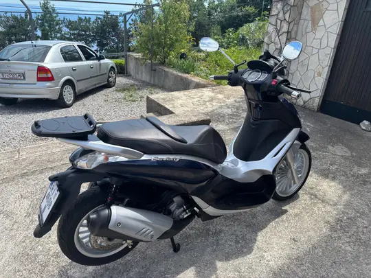 Piaggio Beverly