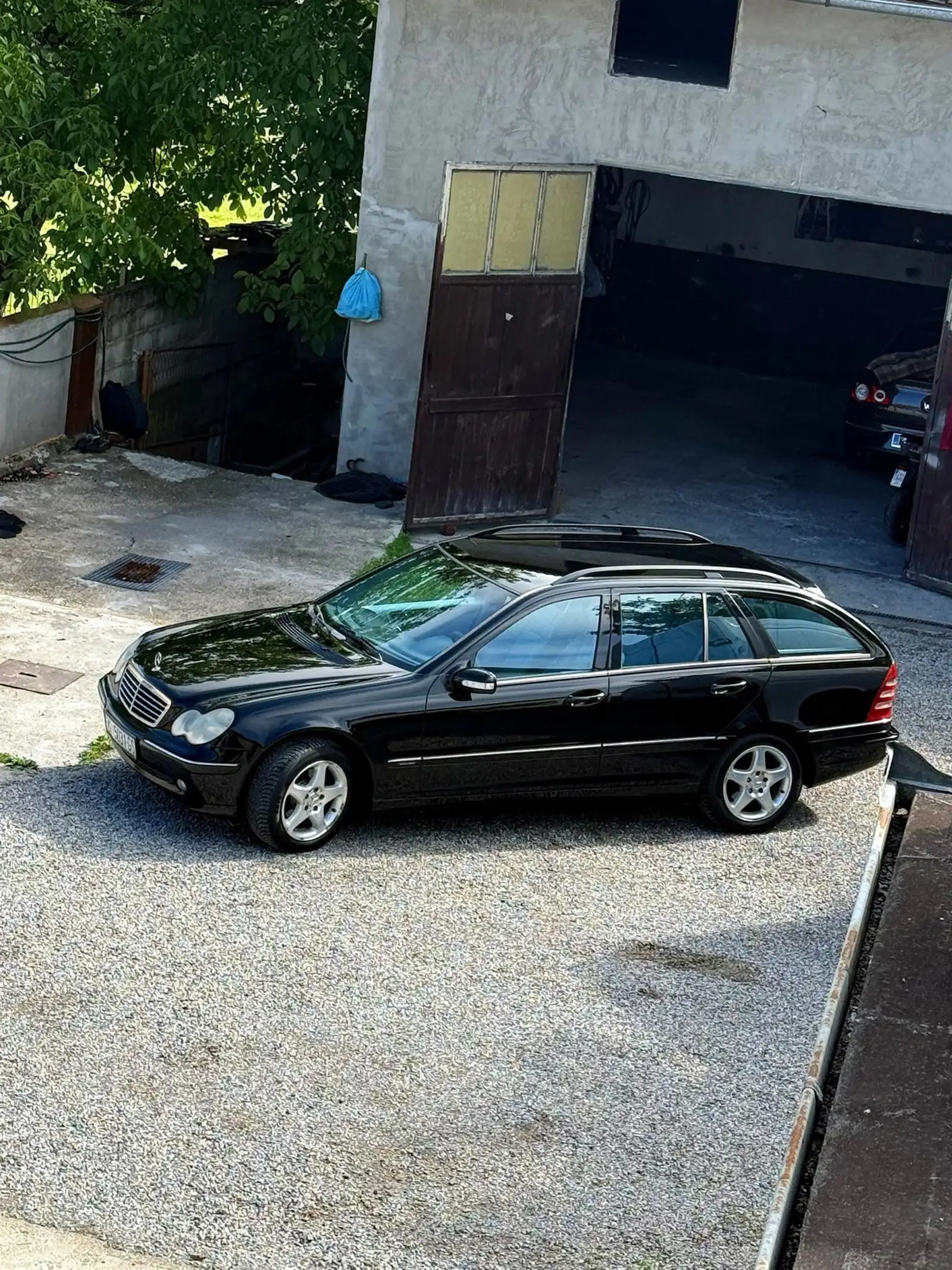 Mercedes-Benz C 220