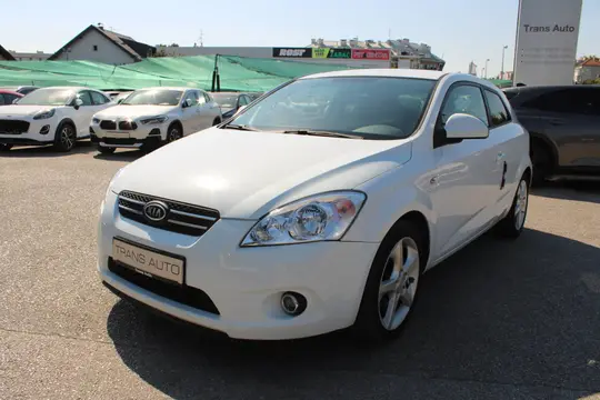 Kia pro cee'd / ProCeed