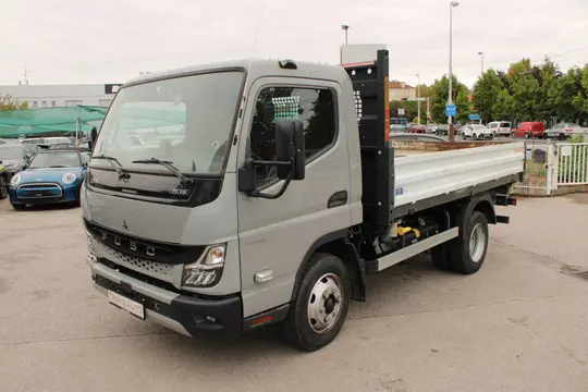 Mitchubishi Fuso