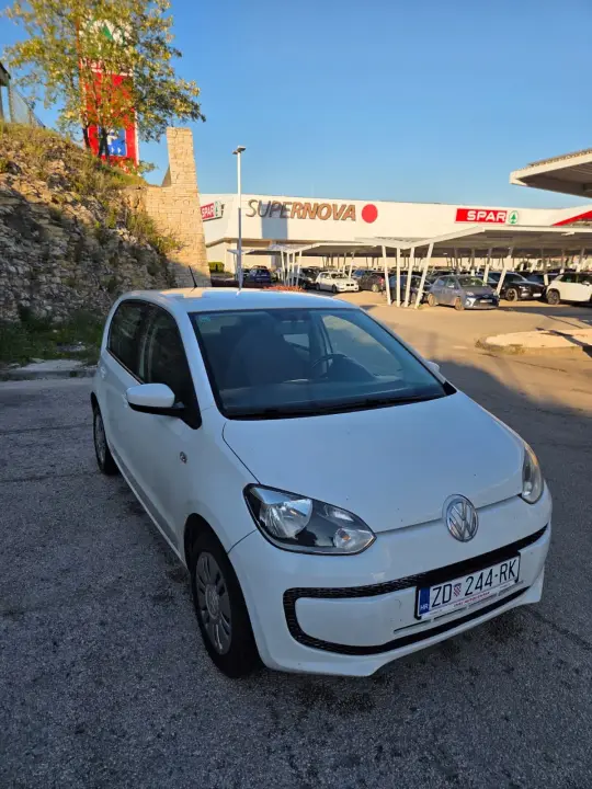 Volkswagen up!