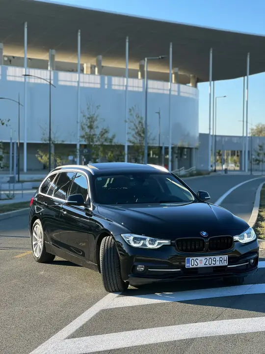 BMW 320